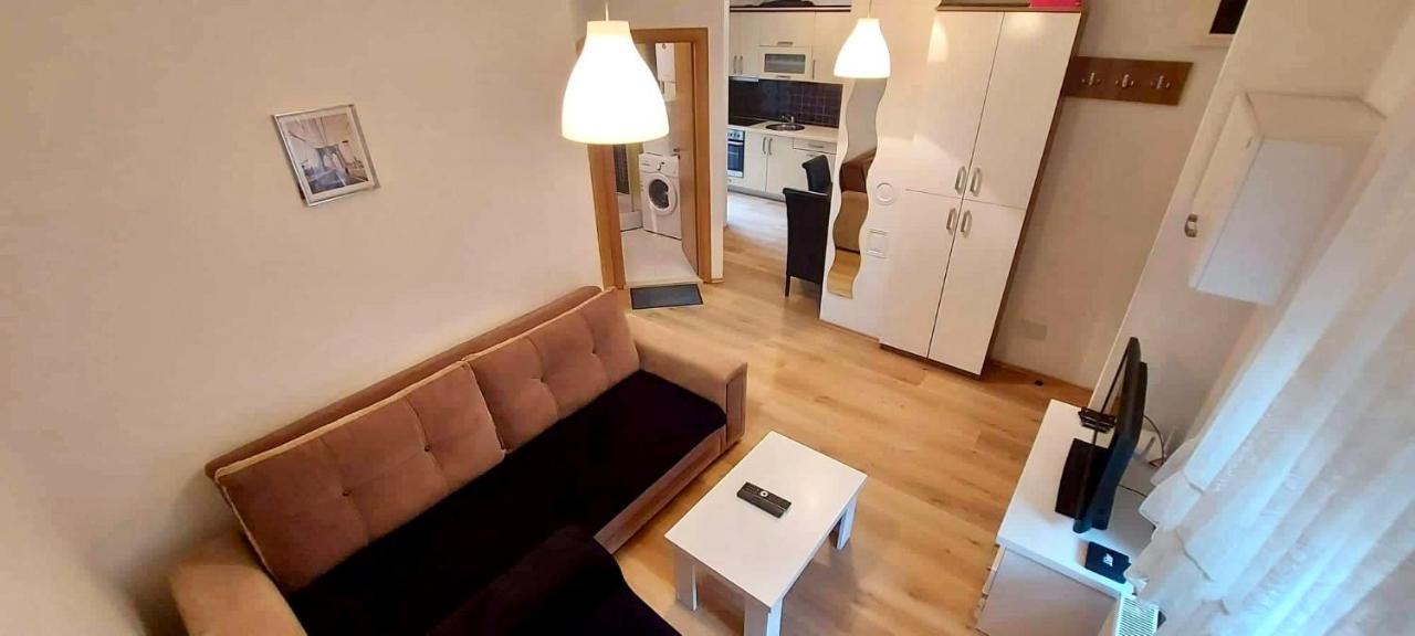 Bright & Lovely Apartment In The City Center Prisztina Zewnętrze zdjęcie