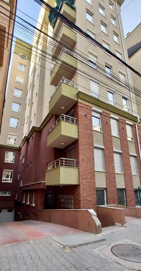 Bright & Lovely Apartment In The City Center Prisztina Zewnętrze zdjęcie