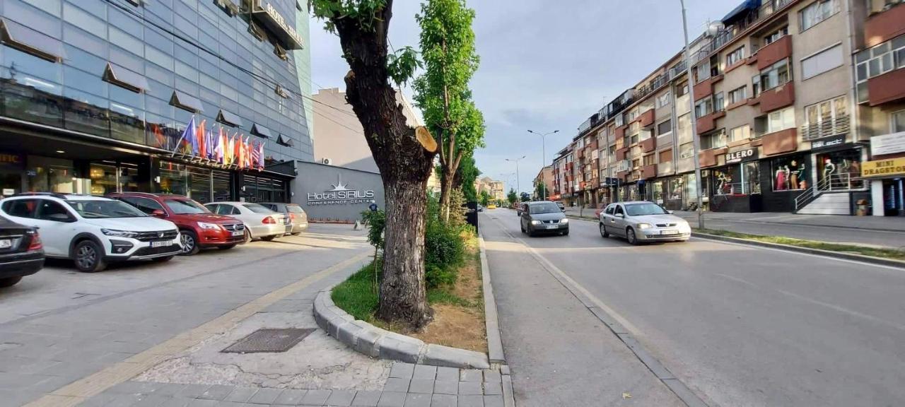 Bright & Lovely Apartment In The City Center Prisztina Zewnętrze zdjęcie